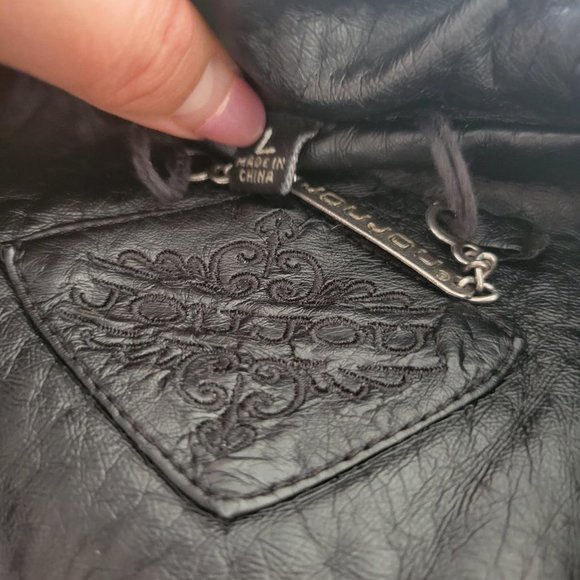 Jou Jou Edgy Vest - Picture 5 of 8